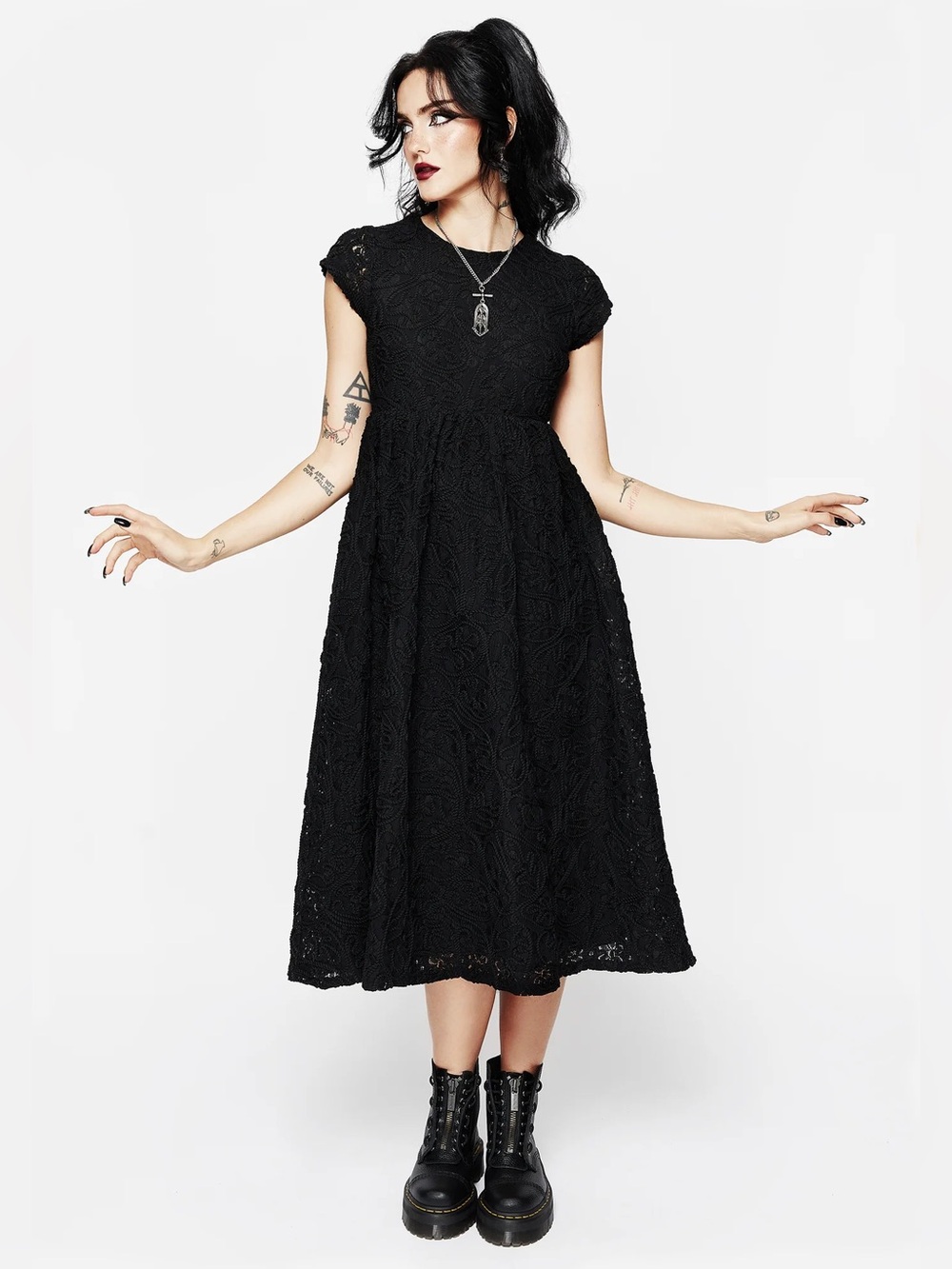 Disturbia Maladie Midi Smock Dress